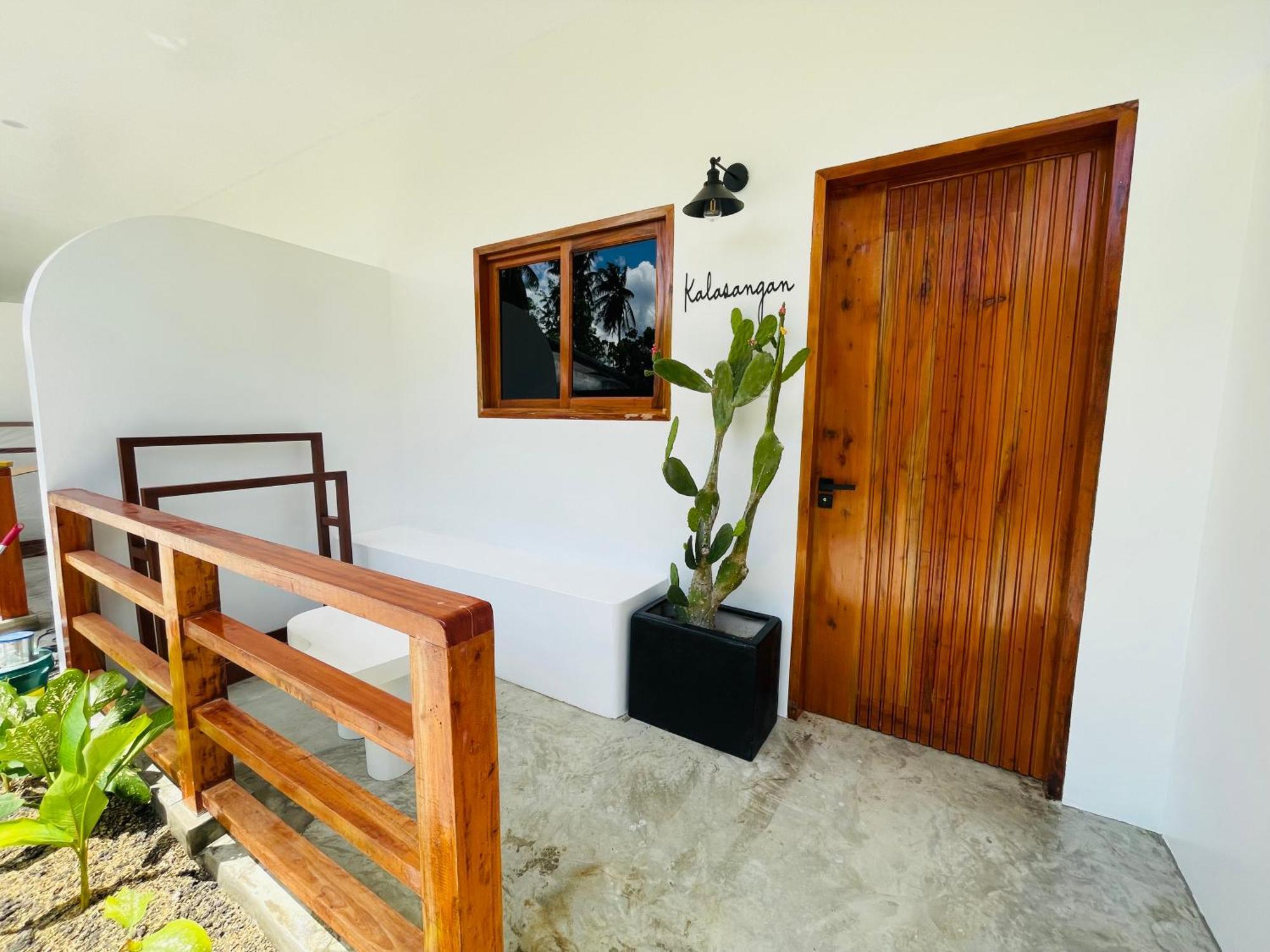 Maayong Hostel (Adults Only) Moalboal Zewnętrze zdjęcie